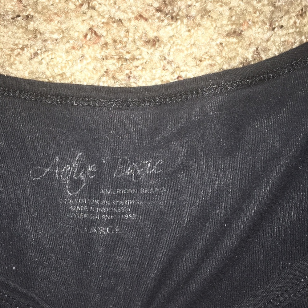 Adiue Basic Black Tee w/ Rhinestone Ribbed Front - Picture 3 of 4
